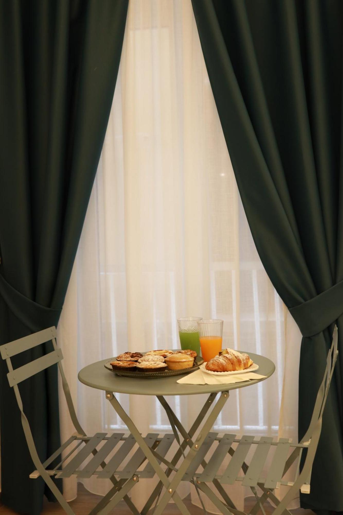 Couette-café Le Chiavi Di Parthenope *