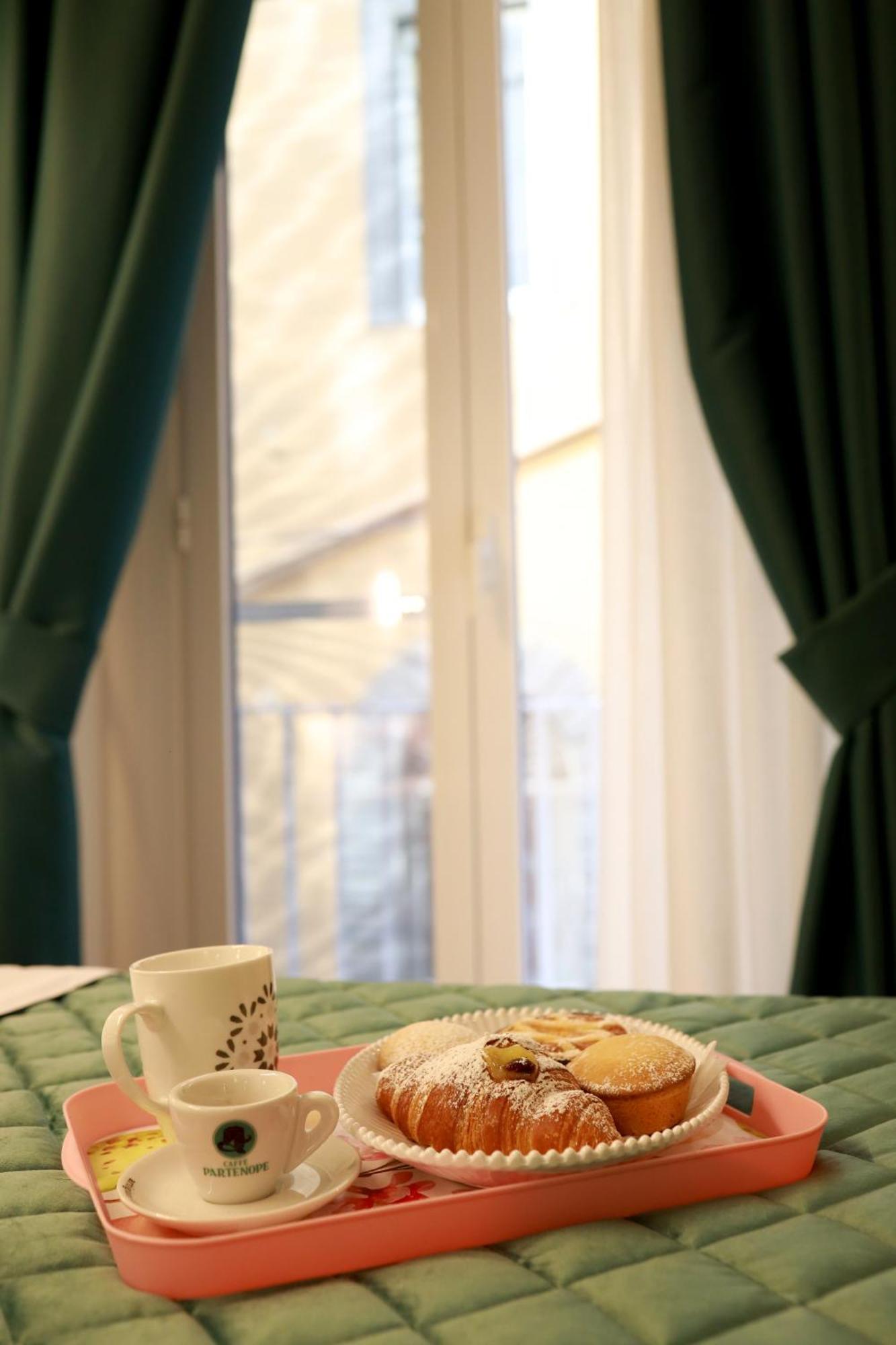 Couette-café Le Chiavi Di Parthenope Naples